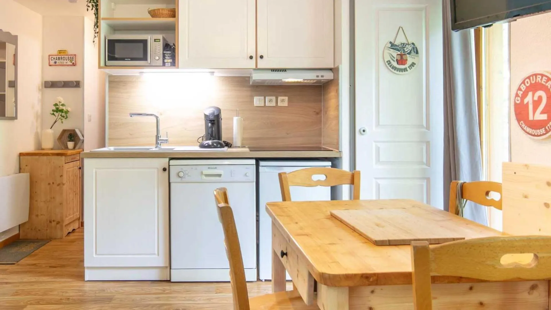 Studio V- Du Bachat Melezes C By Interhome Chamrousse 0*,  France