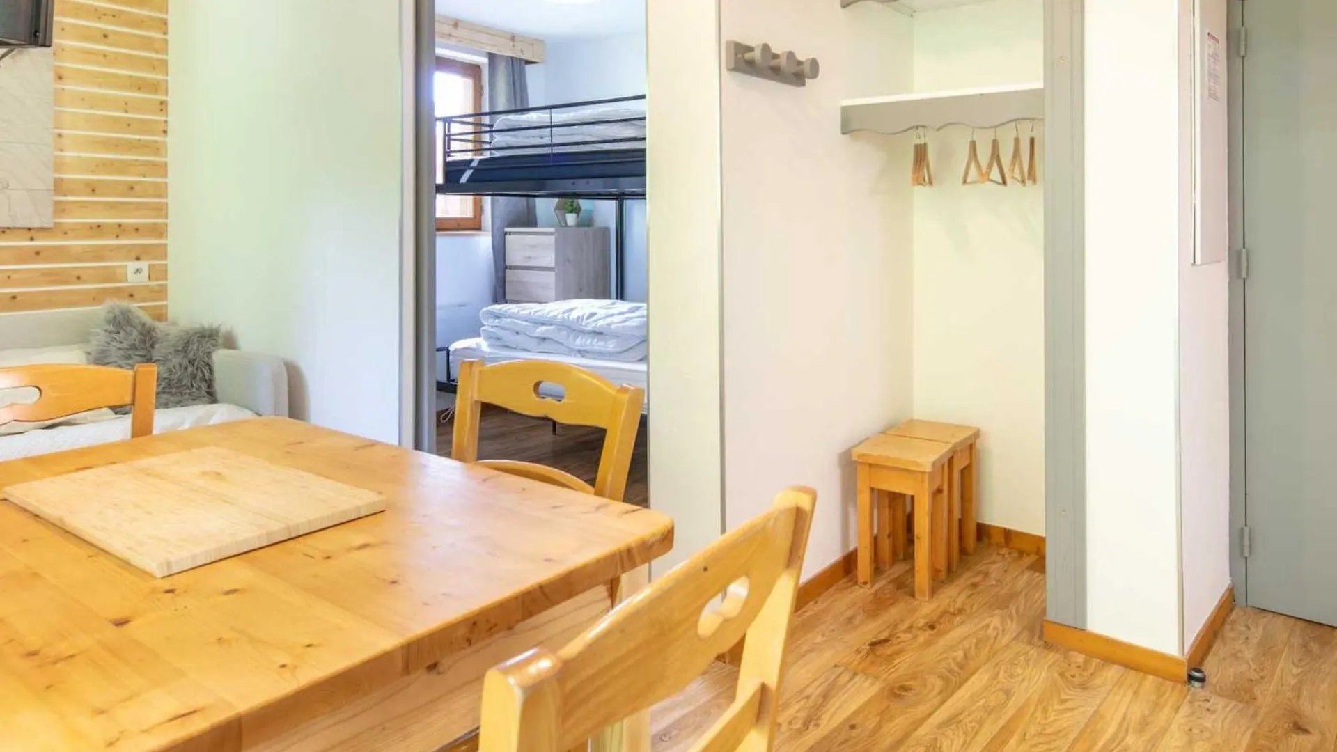 Studio V- Du Bachat Melezes C By Interhome Chamrousse