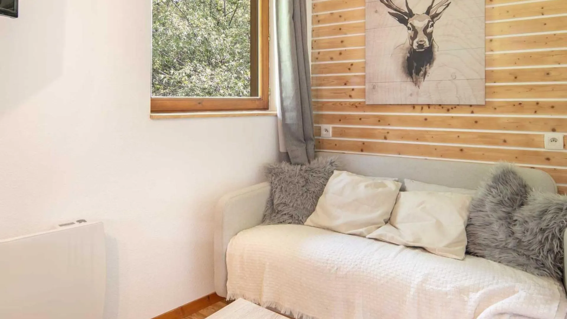 Studio V- Du Bachat Melezes C By Interhome Chamrousse 0*,